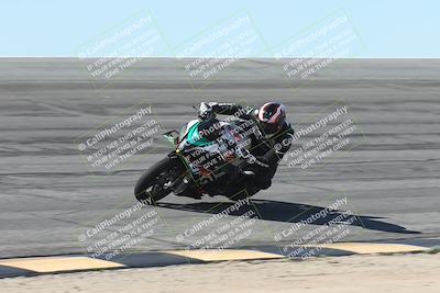 media/Oct-13-2025-Moto Forza (Mon) [[a66d839500]]/4-C Group/Session 2 (Bowl)/